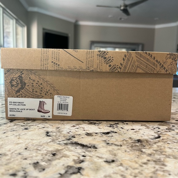 NWT $178 Free People Sante Fe Lace-up Boot 39 = USA 9 - Picture 13 of 16